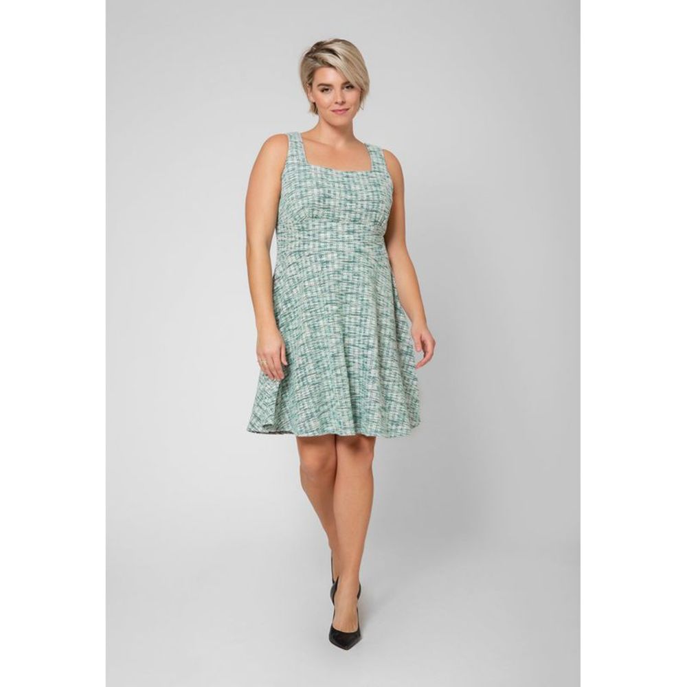 Leota Women's Sleeveless Arianna Dress in Green Multi Size 1X